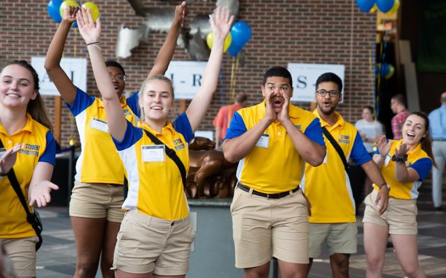 orientation CREW leaders welcome students to campus